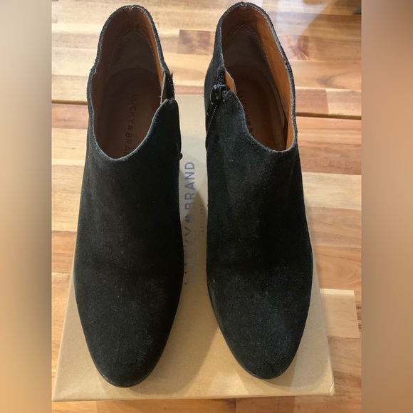 Lucky Brand LK-Tamarindd low Boots , Black oiled Suede, Size 8.5US/ 38.5UK - Picture 8 of 9